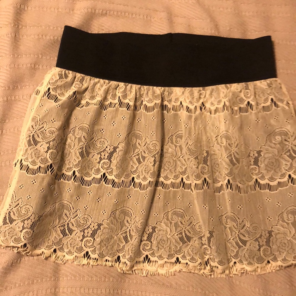 ❤️3/$30❤️Adorable skirt